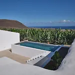 Hacienda Camino De La Cruzada * Los Silos