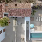 Hacienda Camino De La Cruzada Villa *