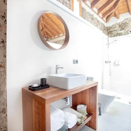 Hacienda Camino De La Cruzada *